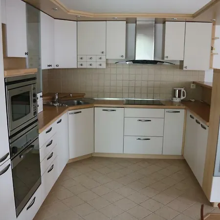 Zamocka Apartamento *