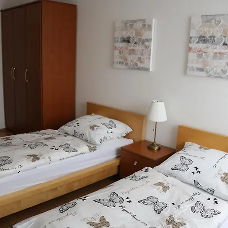 Zamocka Apartamento